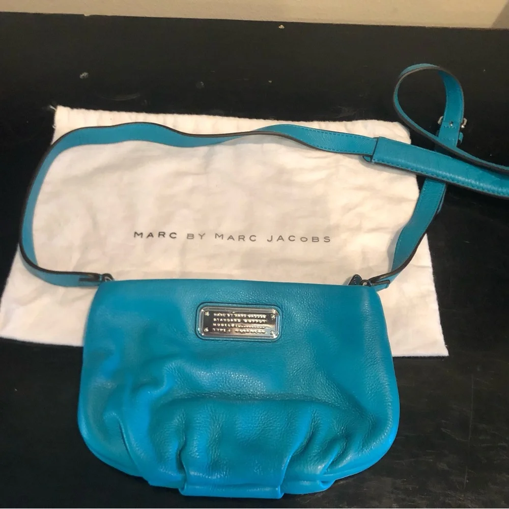 MARC by MARC JACOBS CROSSBODY NWOT TURQUOISE